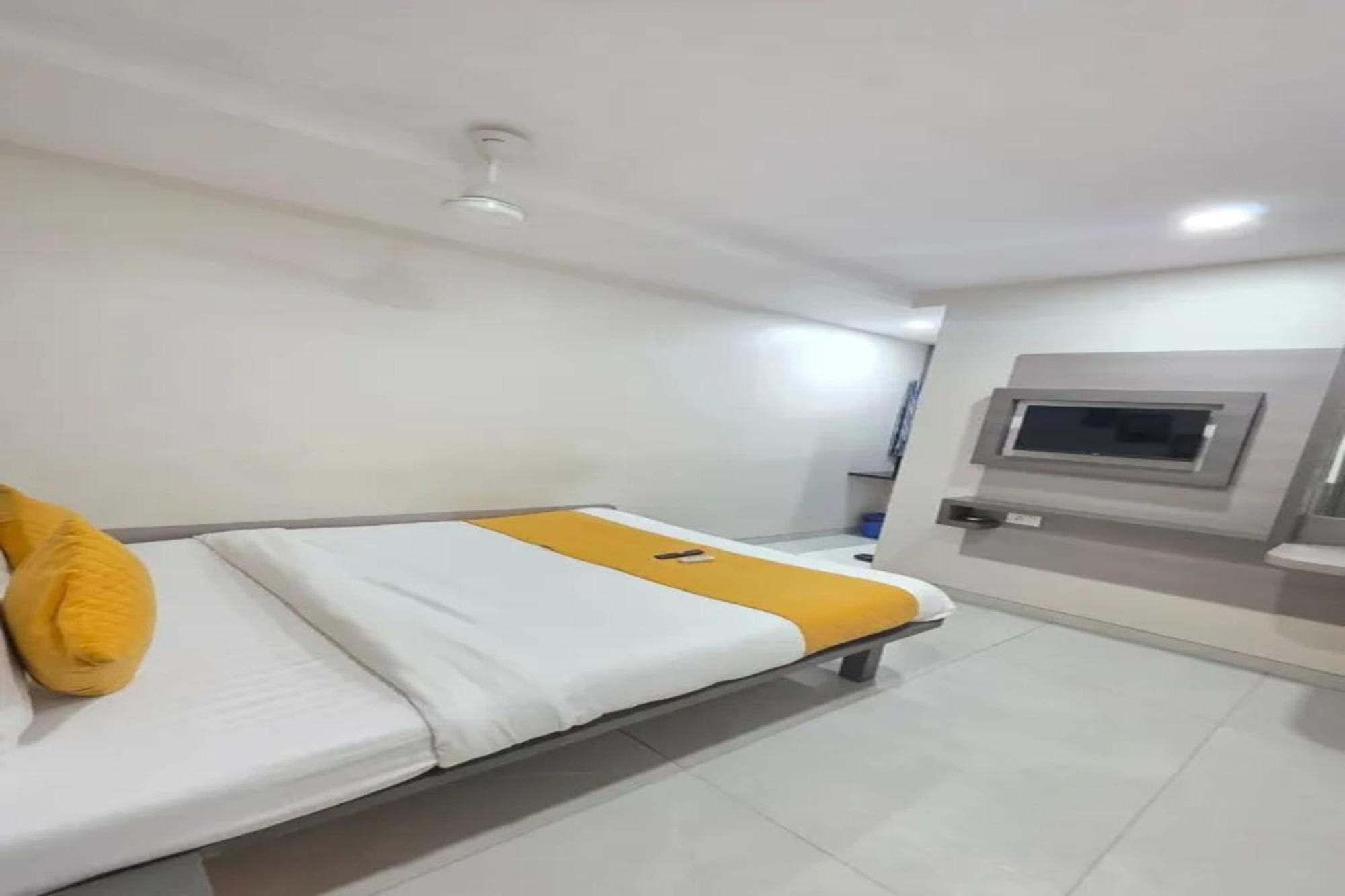 Fabhotel Rs Regency — Photos 1